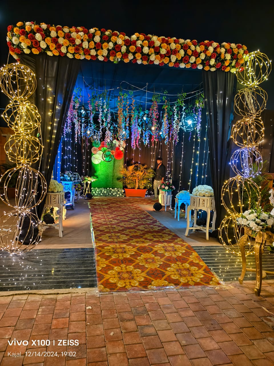 Gates Decor 3
