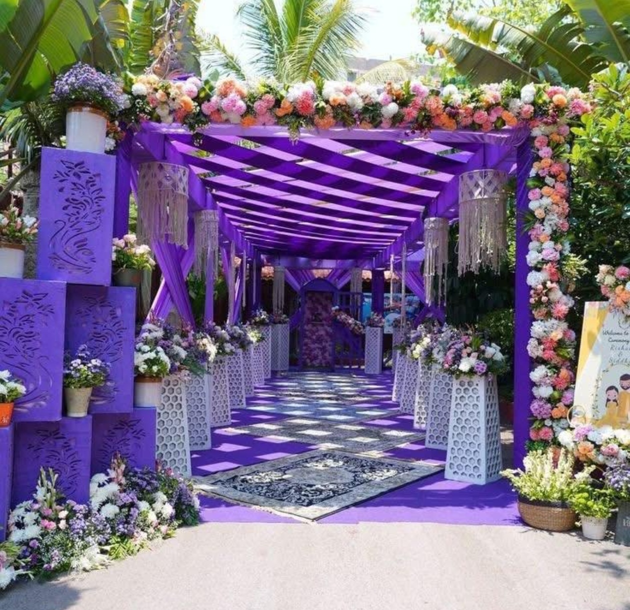 Gates Decor 14
